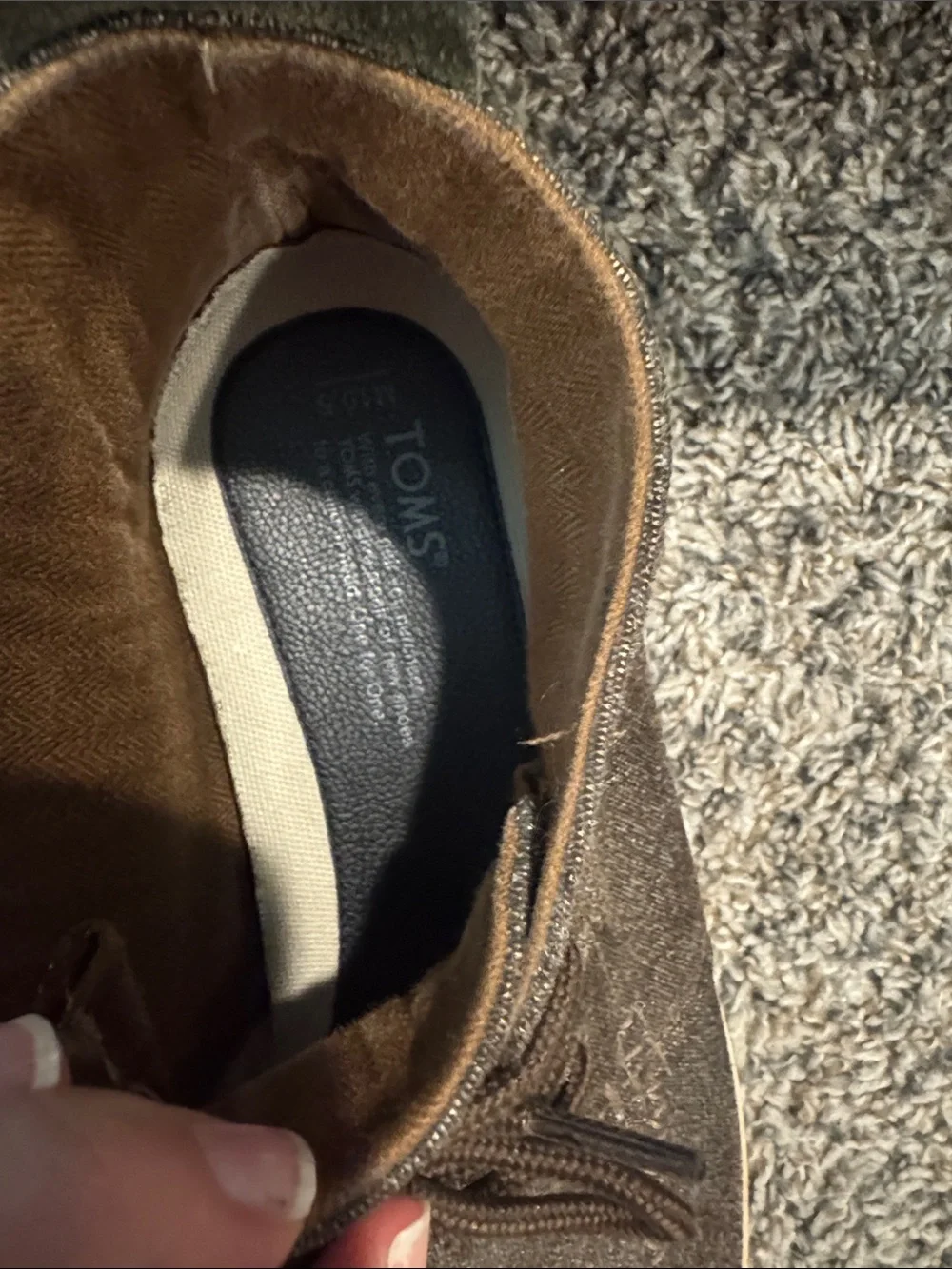 Men's Brown Suede Chukka Boots with Contrast Sole TOMS size 10.5